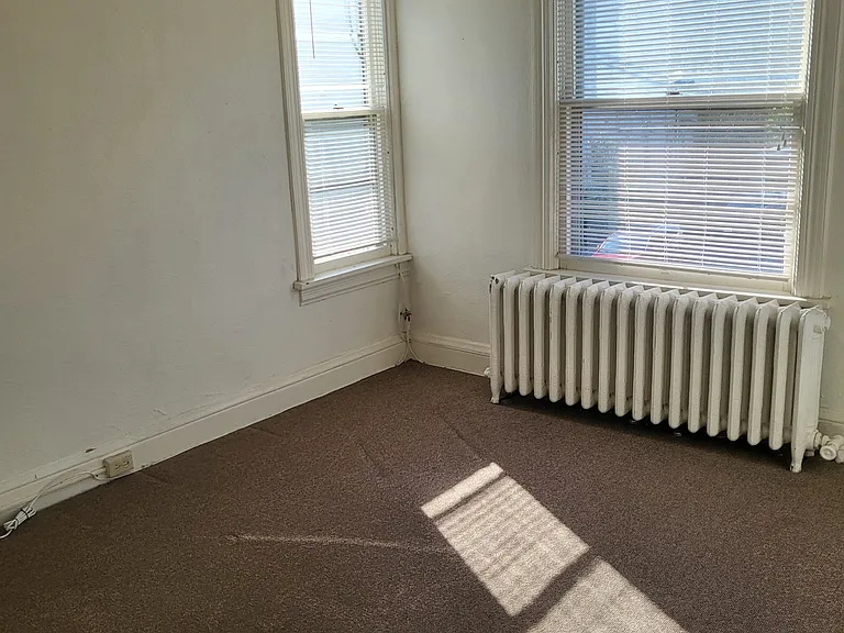 160 Main St #3 — Photo 21