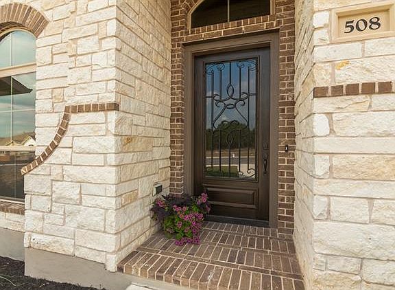 4th image of 508 Montalcino Ln