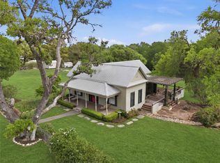 9030 Wolf Creek Rd, Brenham, TX 77833