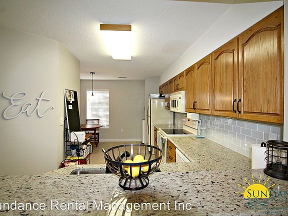 3rd image of 301 Westlake Ct