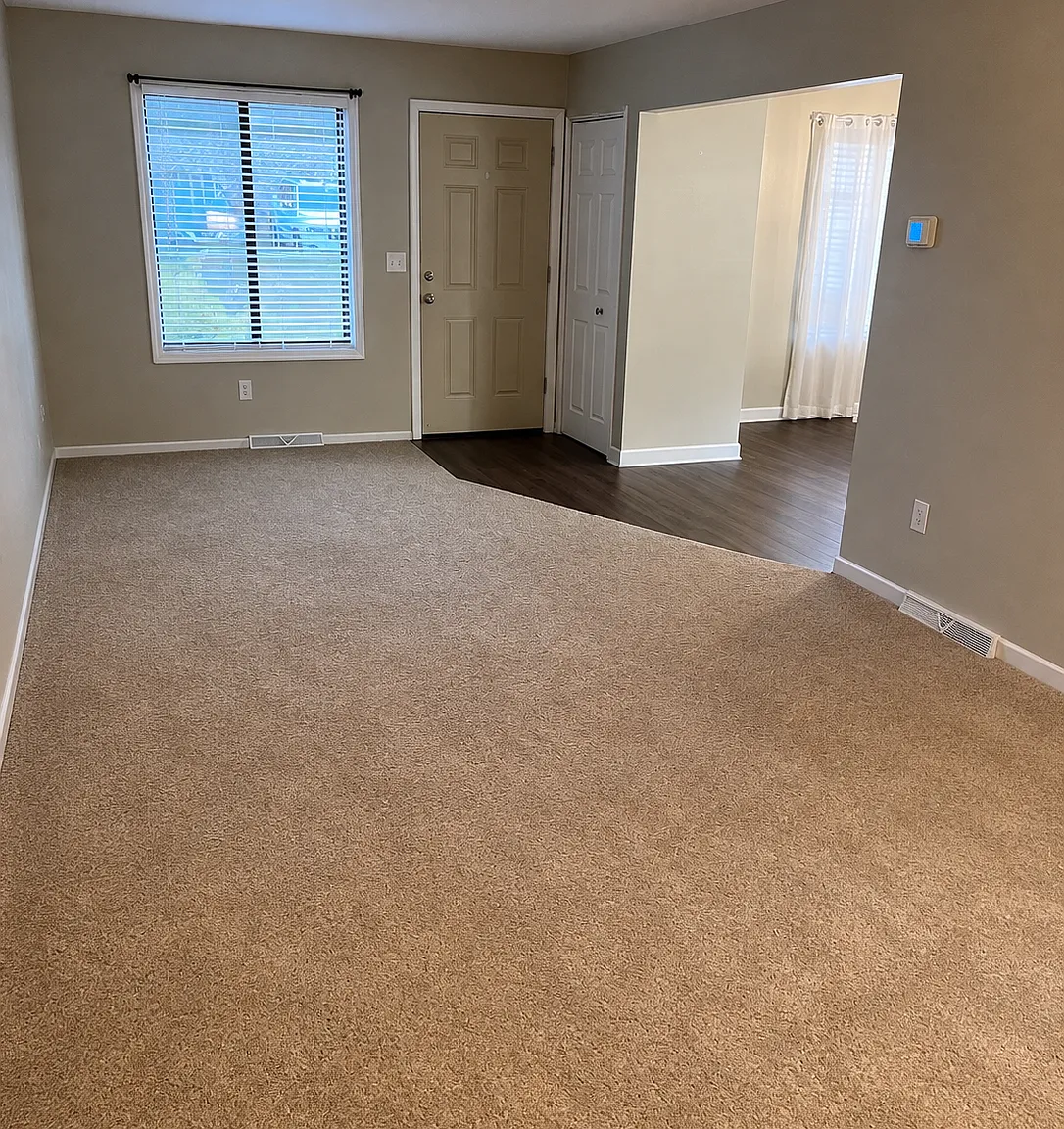 3 bed, 2.5 bath, 1888 sqft, $2,100 — Photo 3