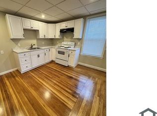 188 Tremont St #1, Fall River, MA 02720