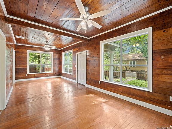 3rd image of 107 FAIRBANKS AVE