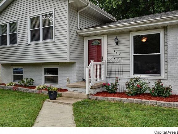 3rd image of 343 Woodland Dr