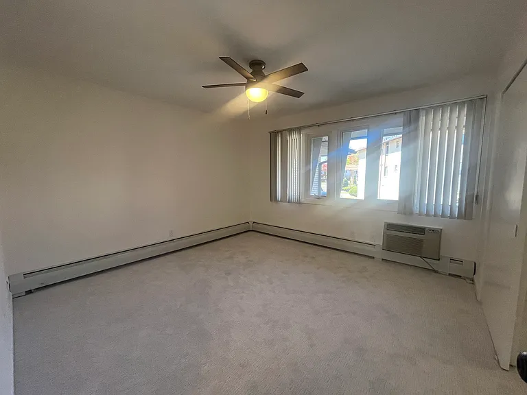 400 Narragansett Pkwy #EI-2 — Photo 34
