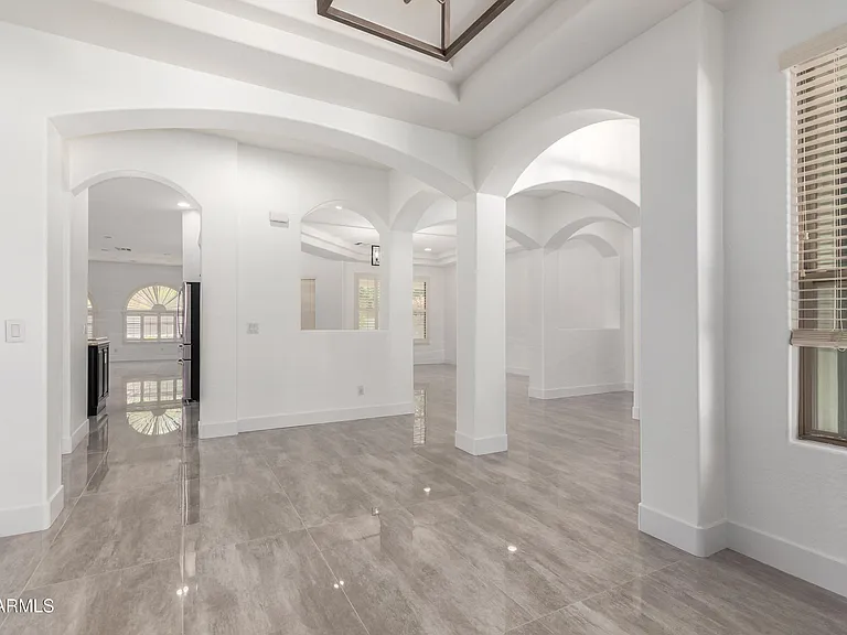 4711 E Buckboard Ct — Photo 16