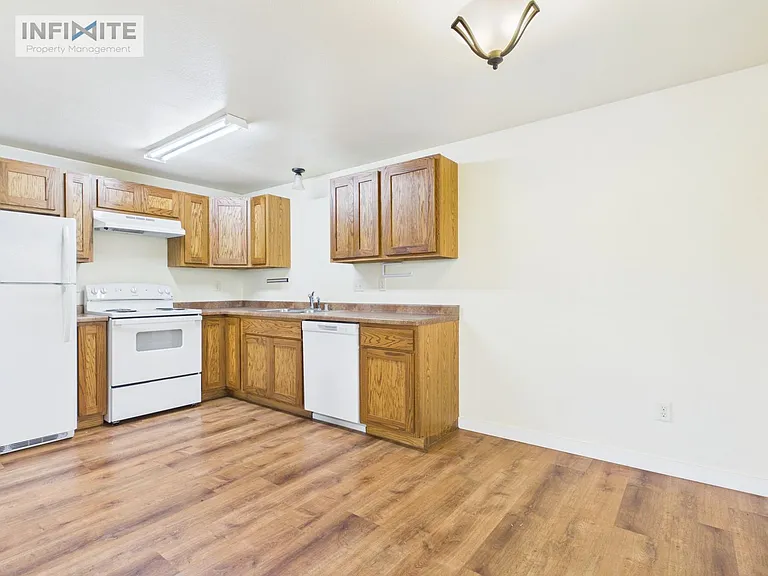 215 S 18th Ave #4 — Photo 16