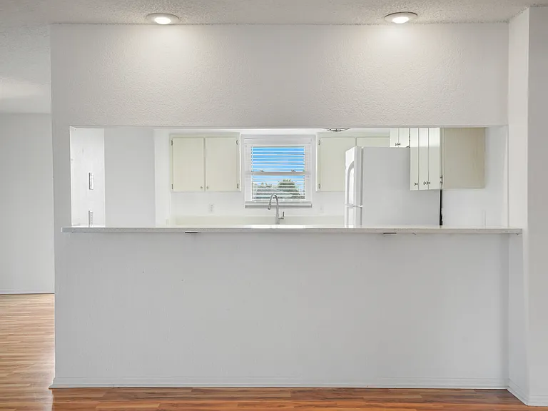 7845 Boca Ciega Dr — Photo 12