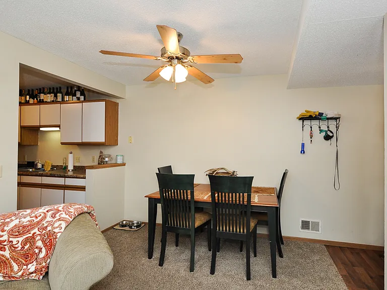 Fernbrook Townhomes — Photo 23