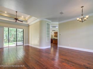 1 Phlox Ct E, Homosassa, FL 34446