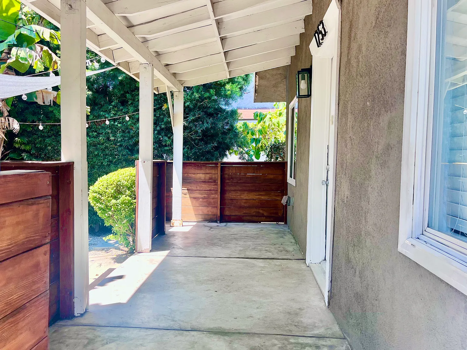 2 bed, 850 sqft, $3,395 — Photo 2
