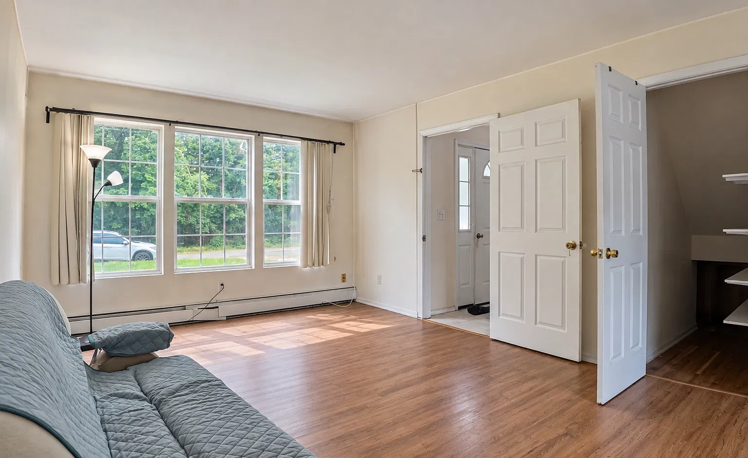 Pine Edge Ave, Central Islip — Photo 2