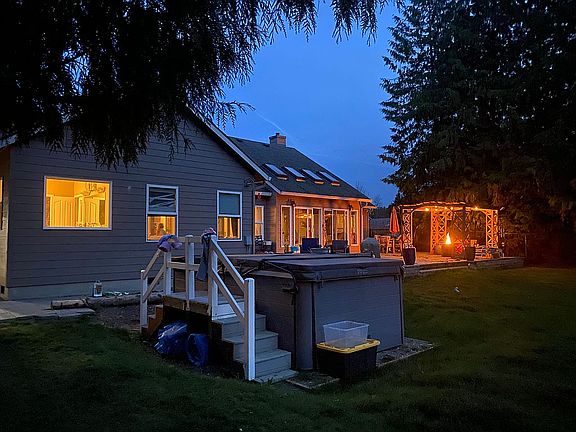 2nd image of 18018 NE 99th Ave