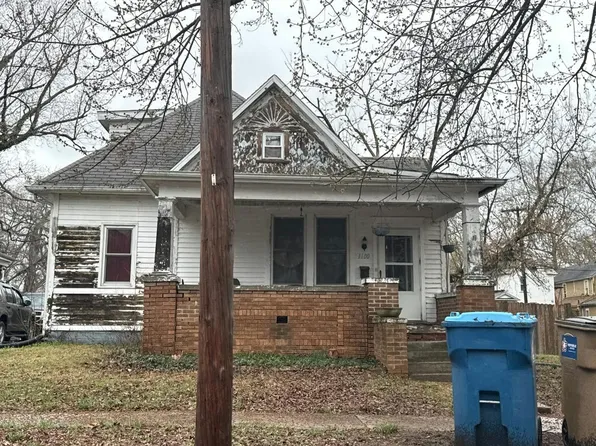 1100 N 3rd St, Springfield, IL 62702