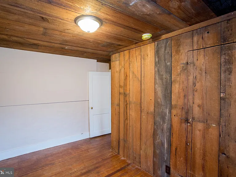 120 Tabor Rd — Photo 46