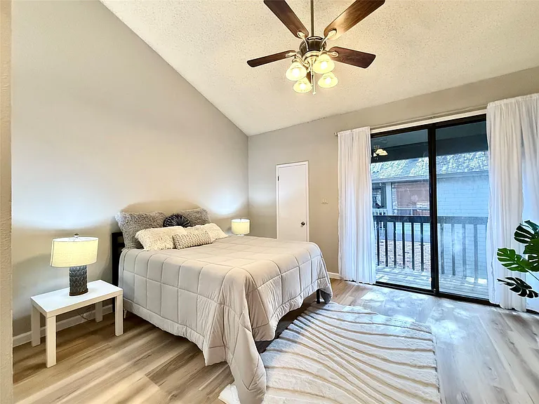 7122 Wood Hollow Dr #106 — Photo 12