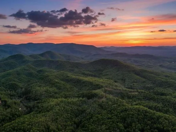 Eric Ct, Ellijay, GA 30540