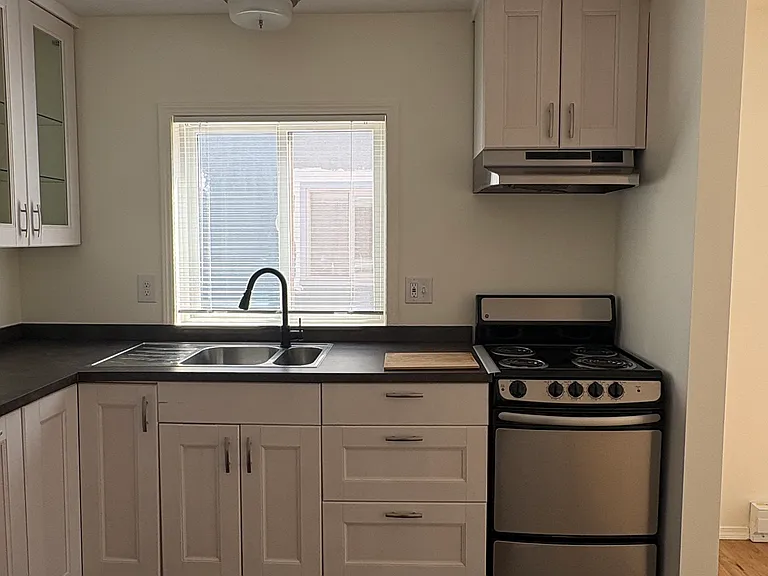 1601-1621 NE Killingsworth St #4 — Photo 3