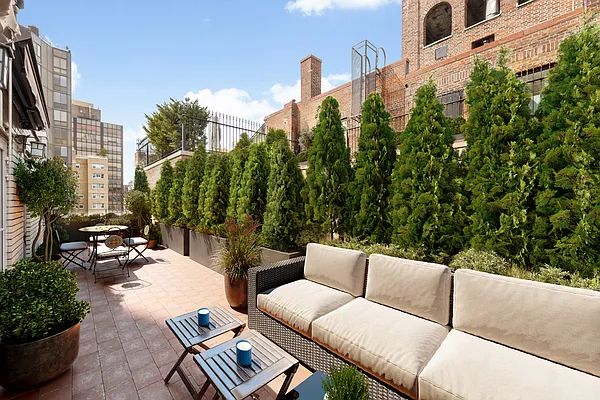 Sold by Douglas Elliman | media 7
