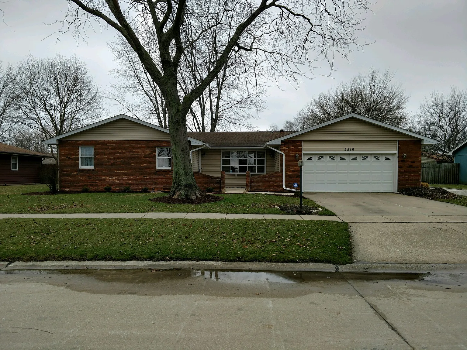 2510 Jordan Dr photo 1