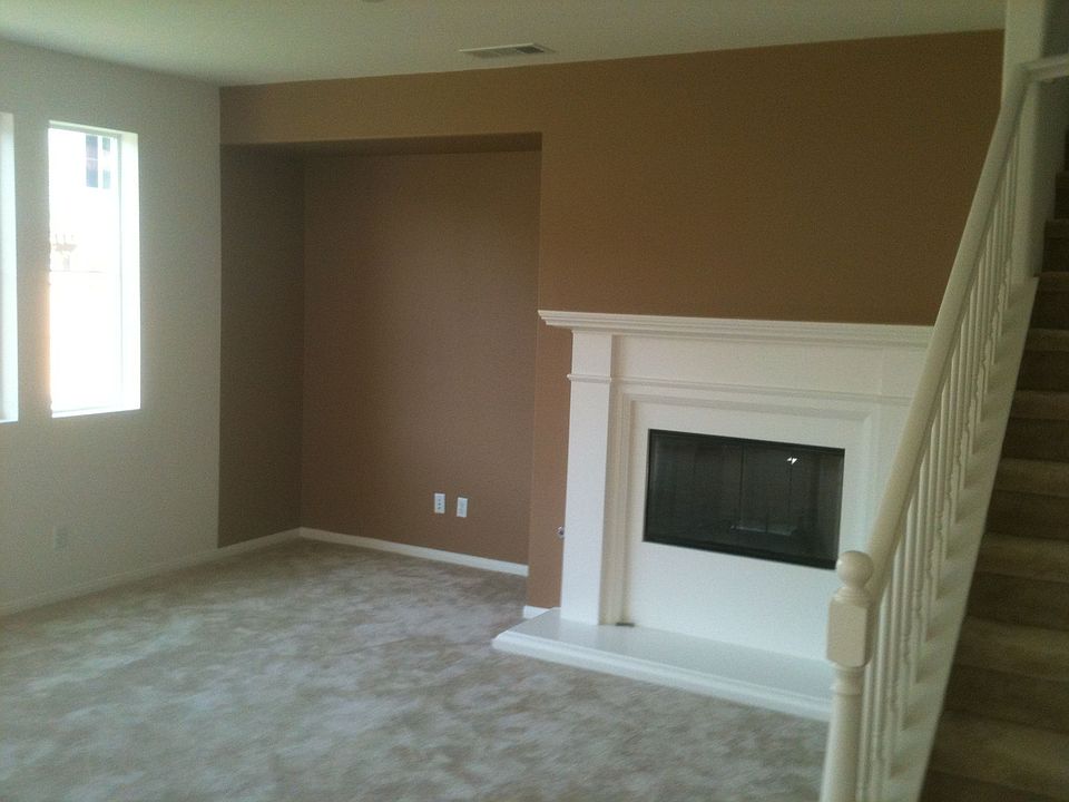 2nd image of 3833 Lake Circle Dr