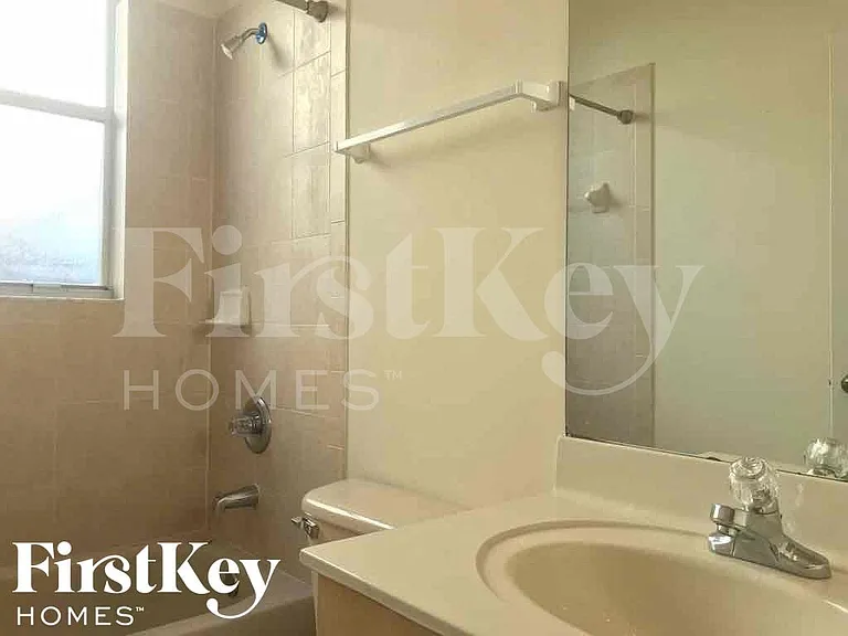 11912 SW 126th Ln — Photo 9