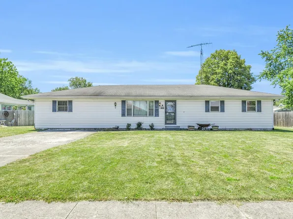 205 S Pine St, Buckley, IL 60918