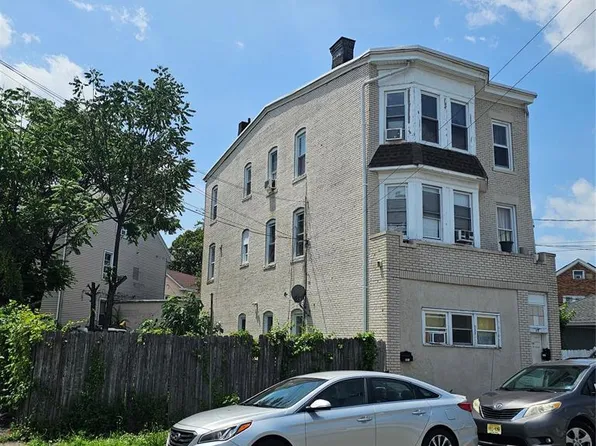 310-312 Vreeland Ave, Paterson, NJ 07513