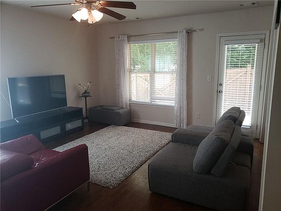 3rd image of 228 Oakland Hills Way