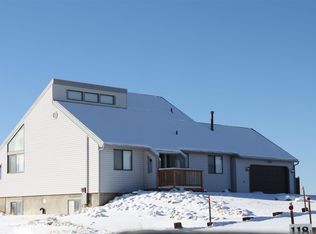 118 Glenvista Dr, Spring Creek, NV 89815