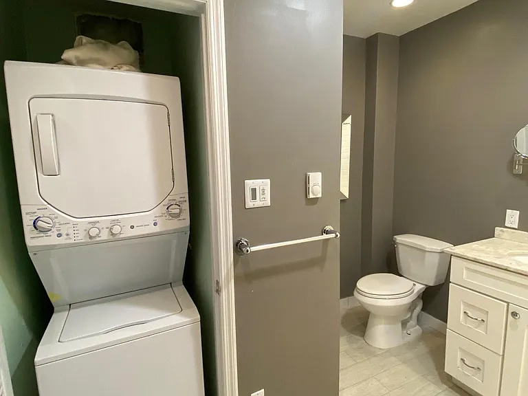 1305 Fairmont St NW #B — Photo 22