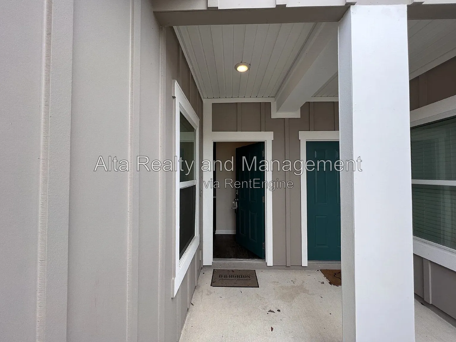 2 bed, 2.5 bath, 1202 sqft, $1,695 — Photo 4