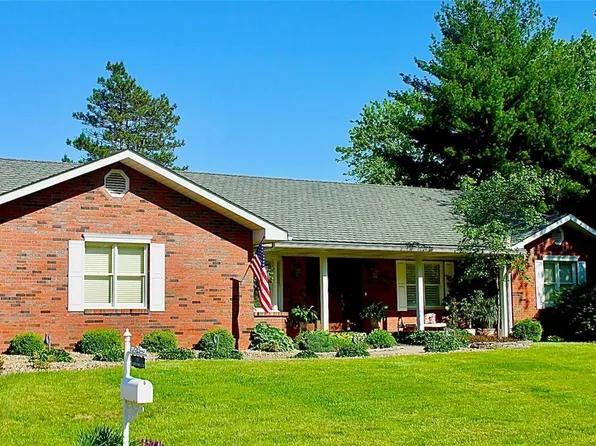 6 Country Maples, Glen Carbon, IL 62034