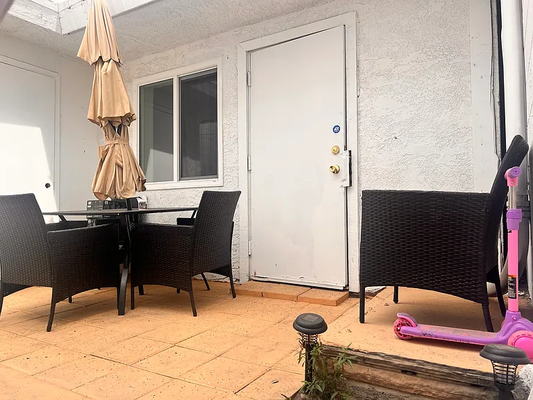 1833 E Charleston Blvd #2 — Photo 11