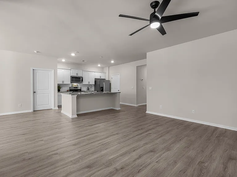 84 Woodford Reserve Dr — Photo 20