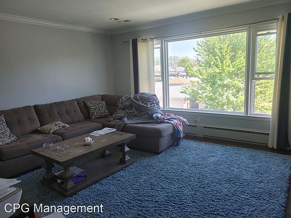 4th image of 5601 W Berenice Ave #2W