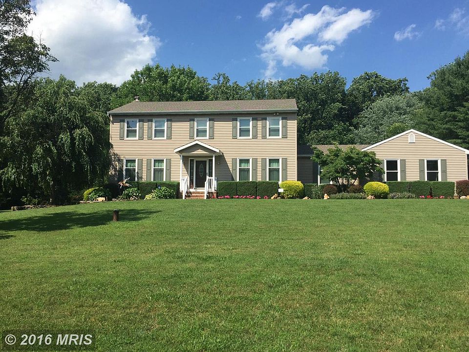 2nd image of 2325 Laurel Bush Rd