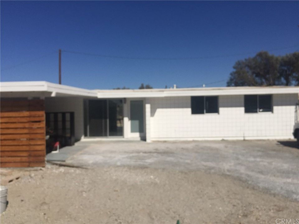 1st image of 22124 Snowview Dr