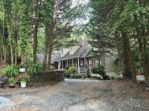 159 Choctaw Rdg N, Dahlonega, GA 30533