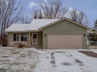 13154 295th St, Lindstrom, MN 55045