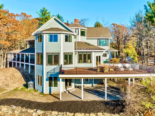 84 Countryside Drive, Gilford, NH 03249