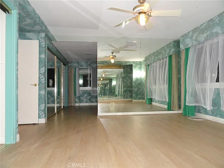 1100 La Senda Dr — Photo 23