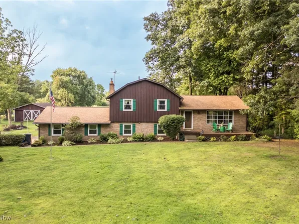 2212 Steffy Rd, Mogadore, OH 44260