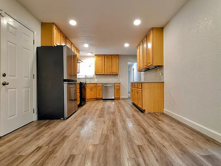 10501 Observatory Dr — Photo 5