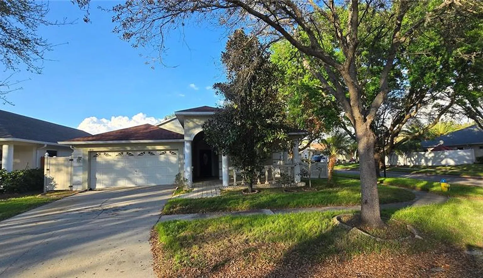 1810 Greystone Heights Drive — Photo 1