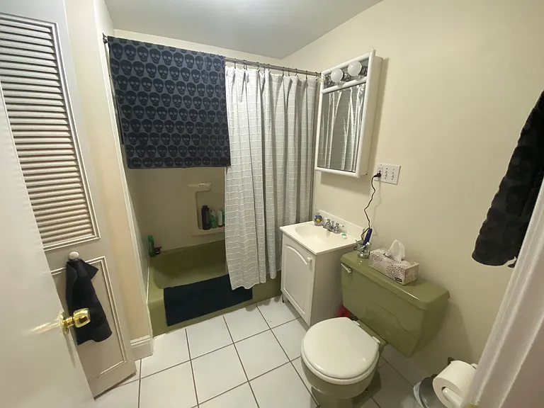 525 Beacon St #0 — Photo 9