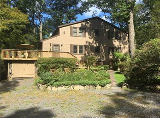 102 Seven Springs Rd, Monroe, NY 10950