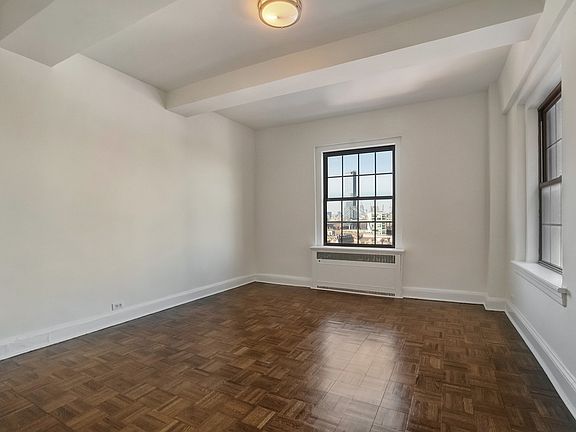 4th image of 80 Cranberry St #9J