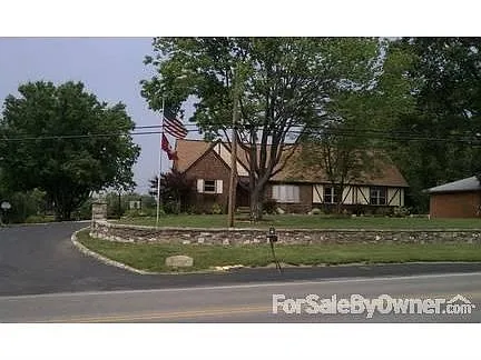 5813 New Harmony Rd photo 1