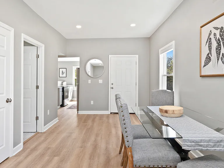 2935B N Richards St #B — Photo 5
